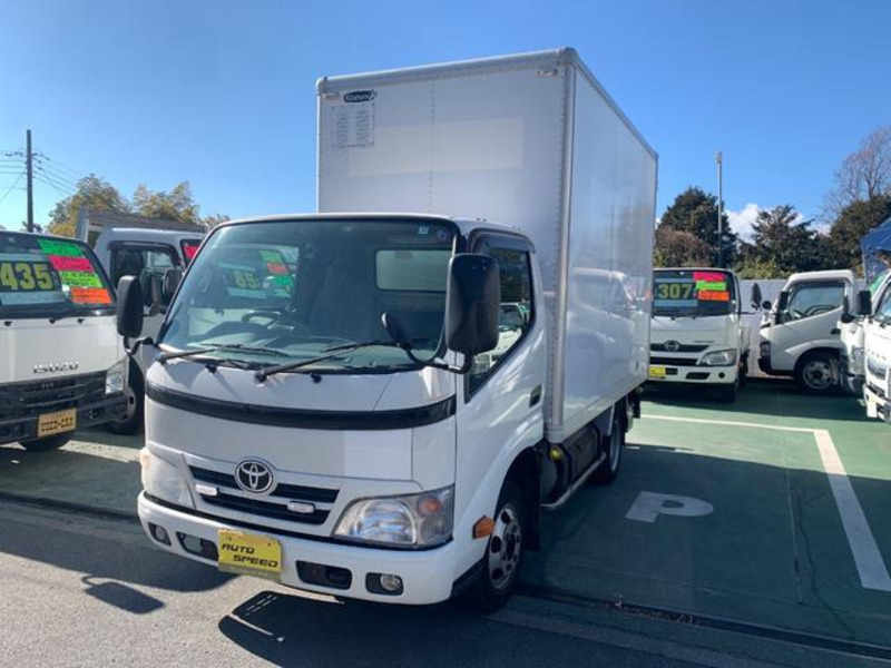 TOYOTA DYNA