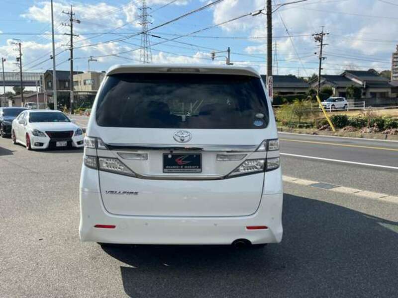 VELLFIRE