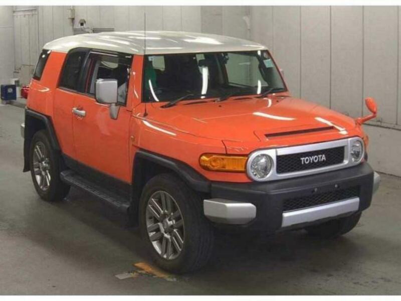 TOYOTA FJ CRUISER