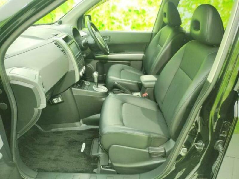 X-TRAIL-5
