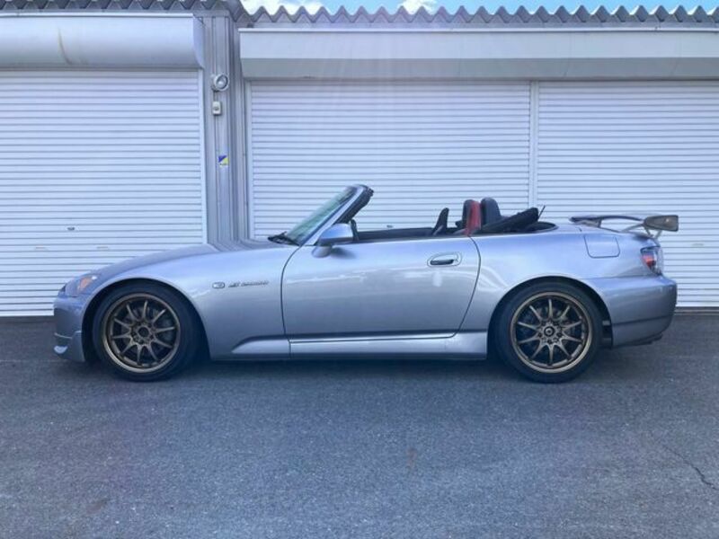 S2000