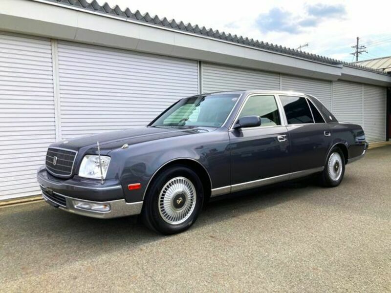 TOYOTA CENTURY