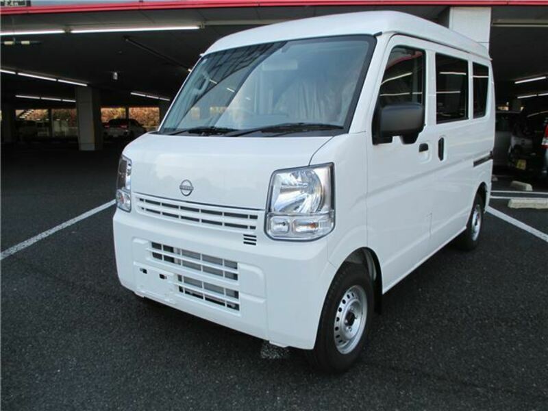 NISSAN CLIPPER VAN