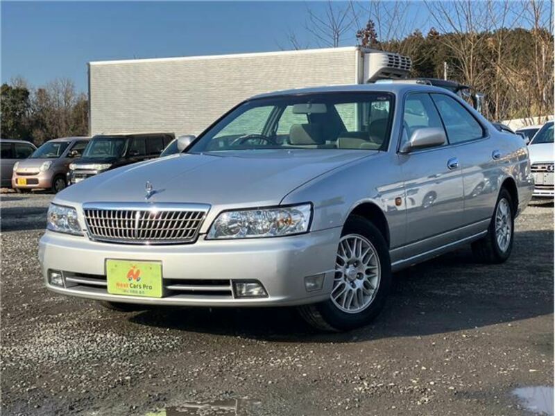 NISSAN LAUREL