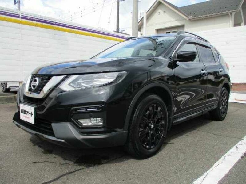 X-TRAIL