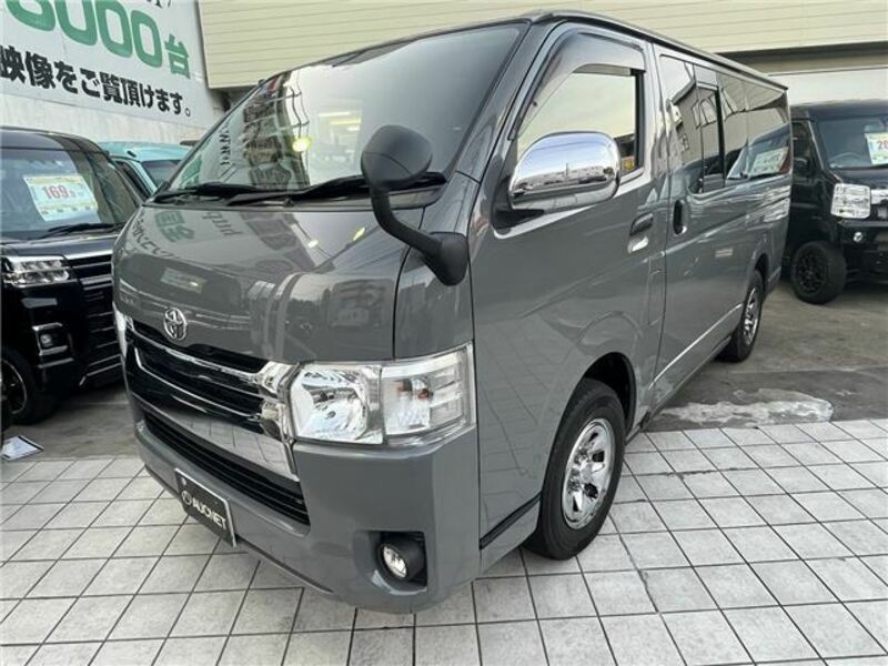 HIACE VAN