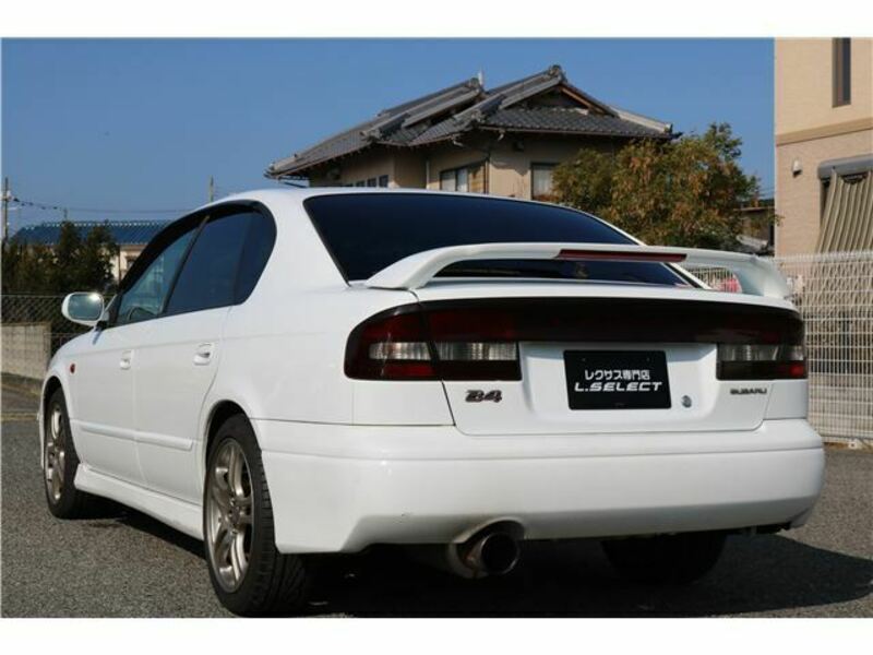 LEGACY B4