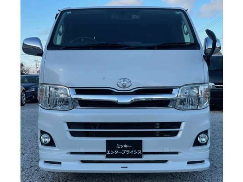 HIACE VAN