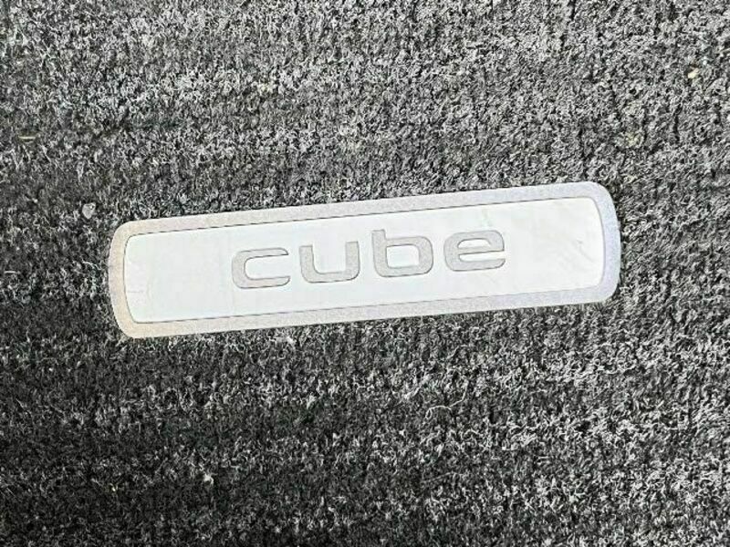 CUBE