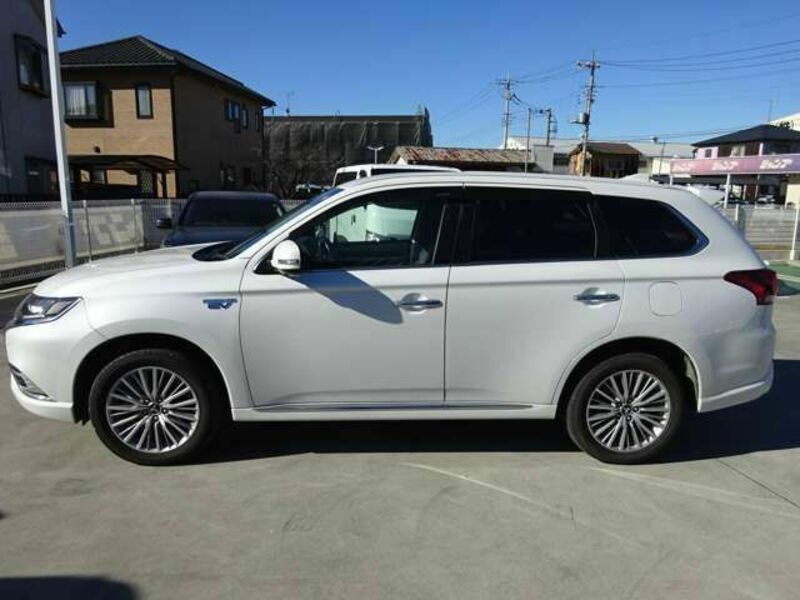 OUTLANDER PHEV