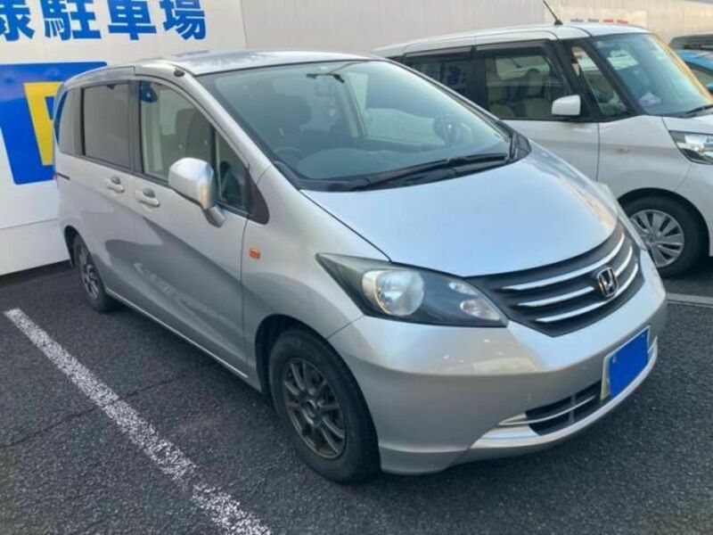 HONDA FREED