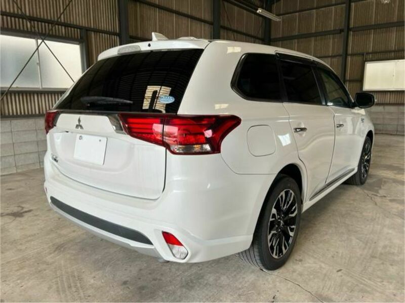 OUTLANDER PHEV