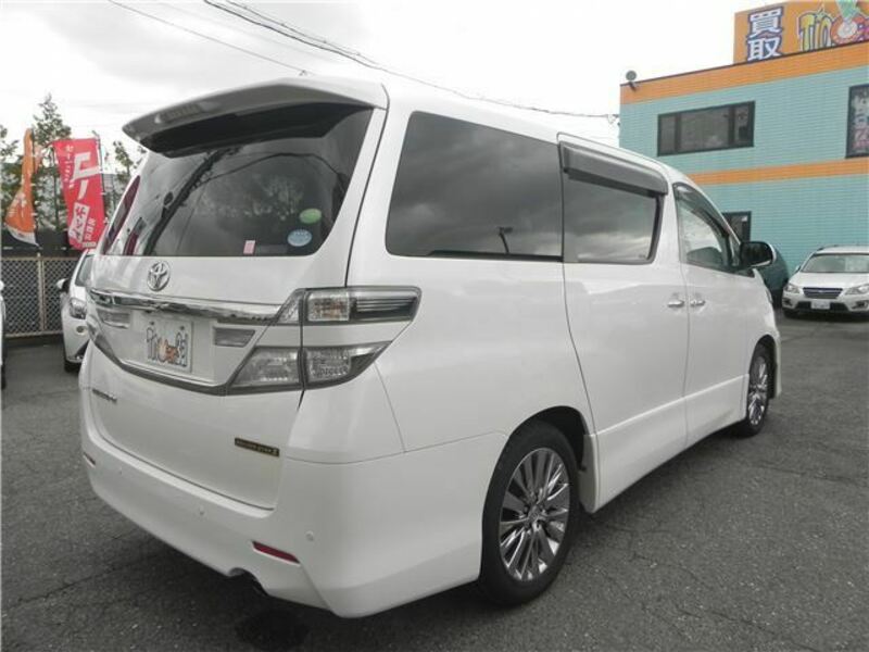 VELLFIRE