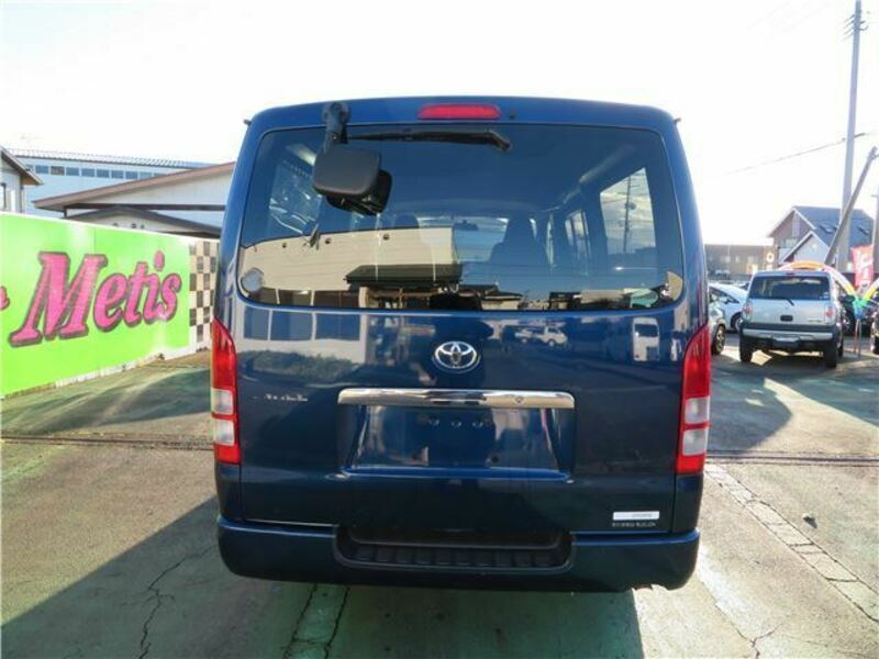 HIACE VAN