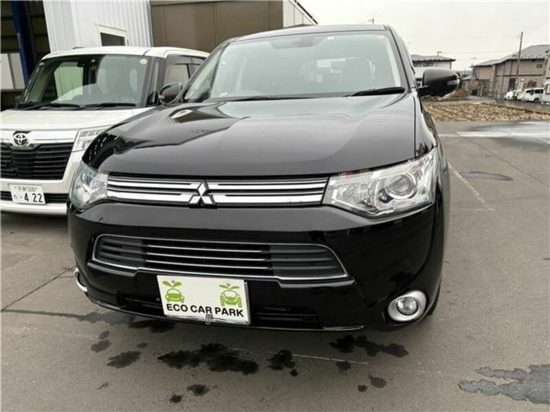 MITSUBISHI OUTLANDER PHEV