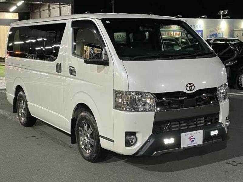 HIACE VAN