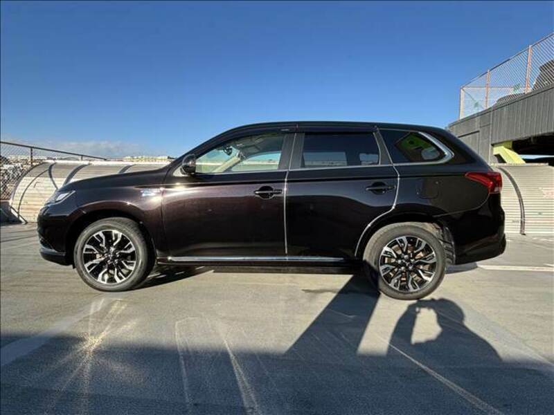 OUTLANDER PHEV