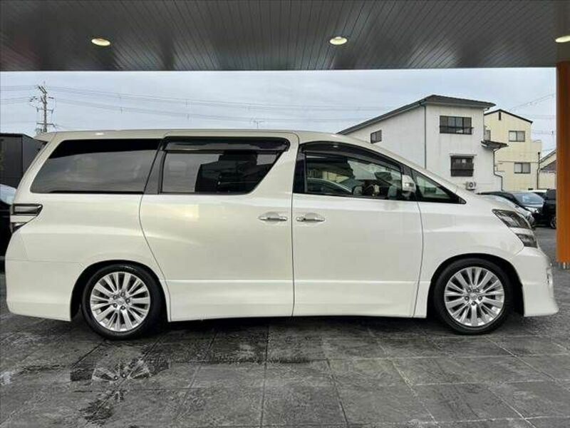 VELLFIRE