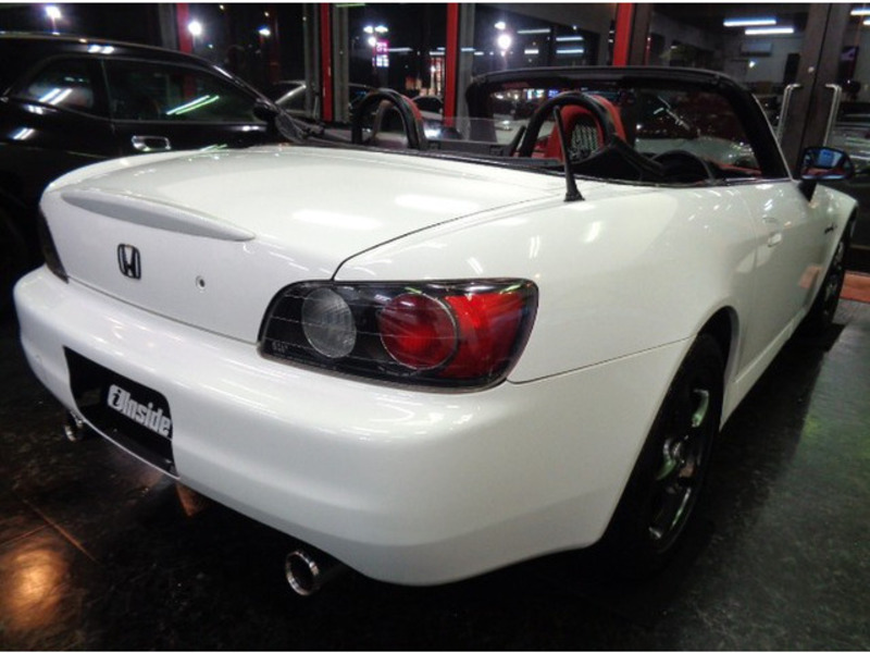 S2000