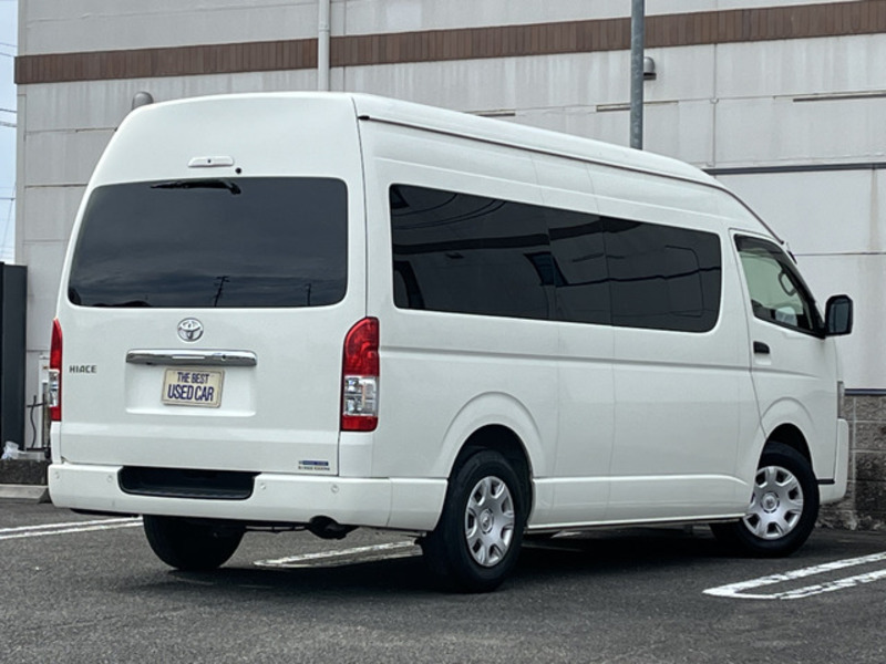 HIACE VAN