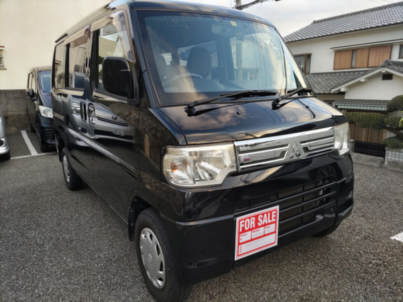 MITSUBISHI MINICAB VAN