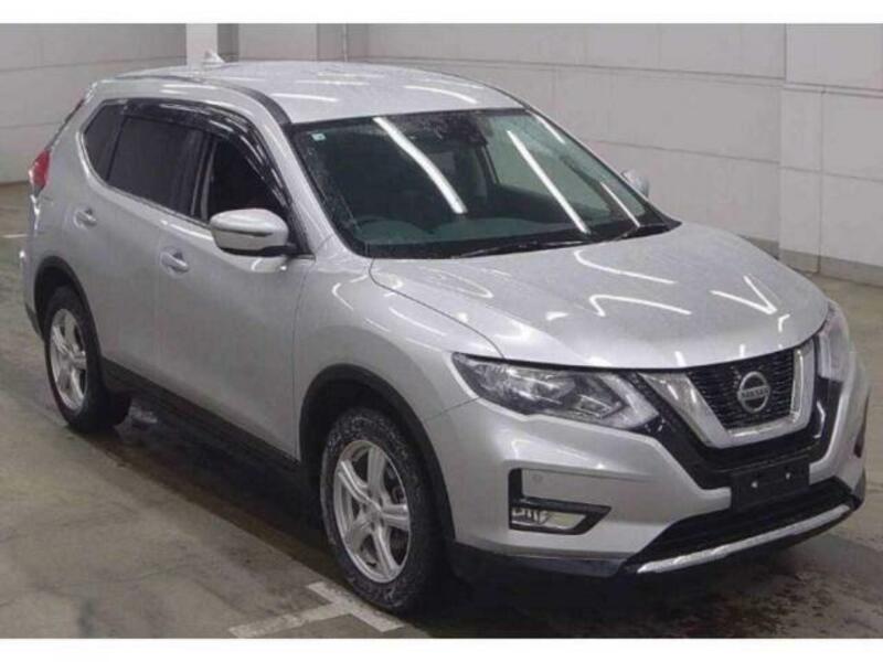 X-TRAIL