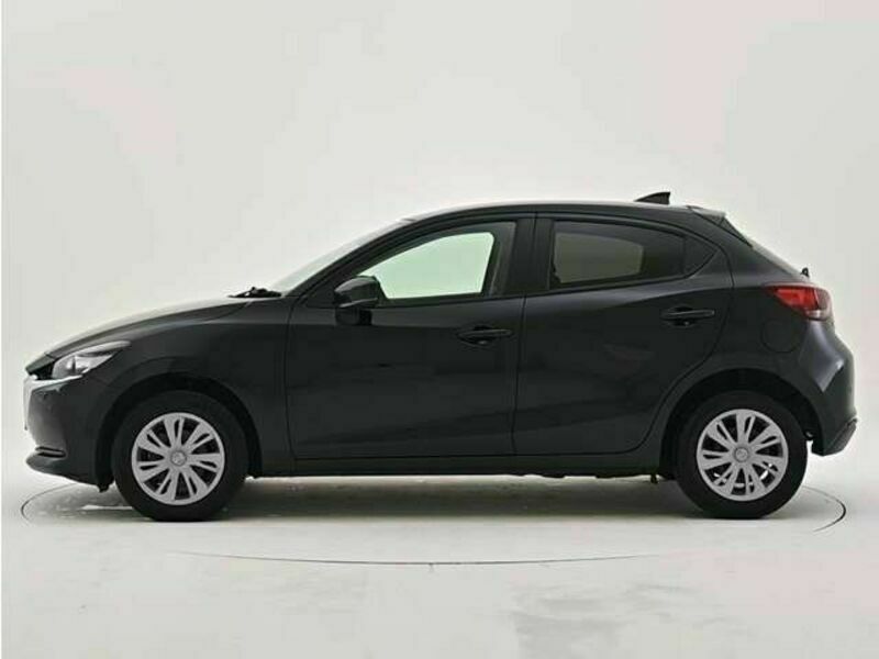 MAZDA2