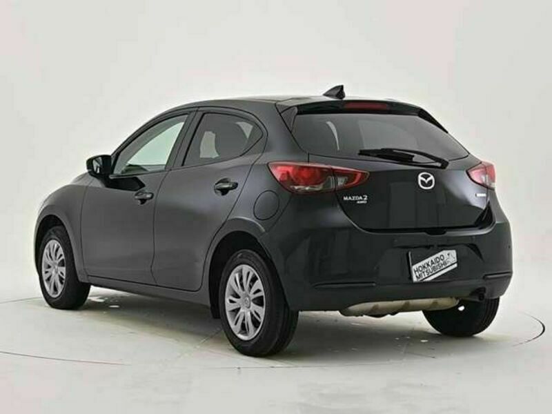 MAZDA2