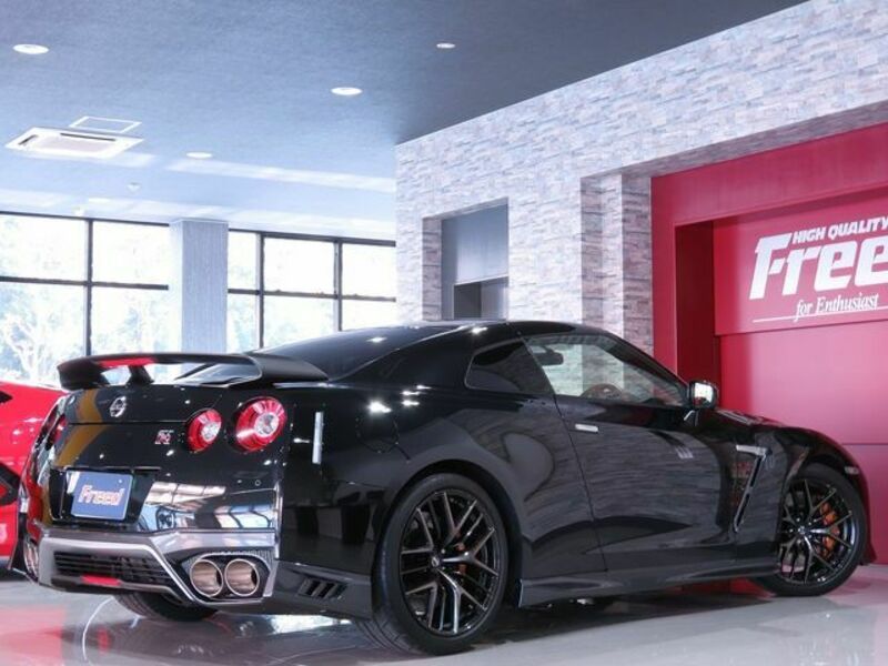 GT-R