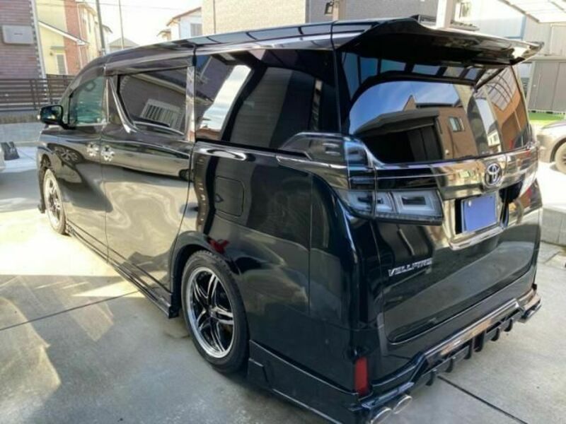 VELLFIRE