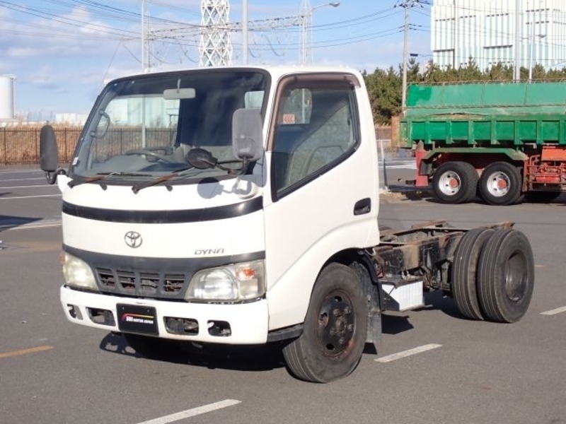 TOYOTA DYNA