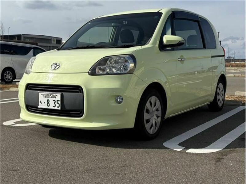 TOYOTA PORTE