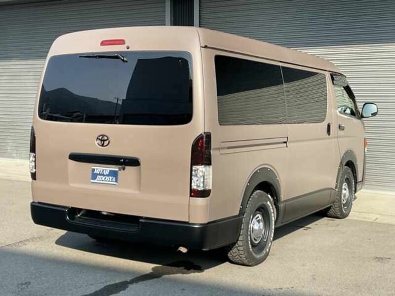 HIACE VAN