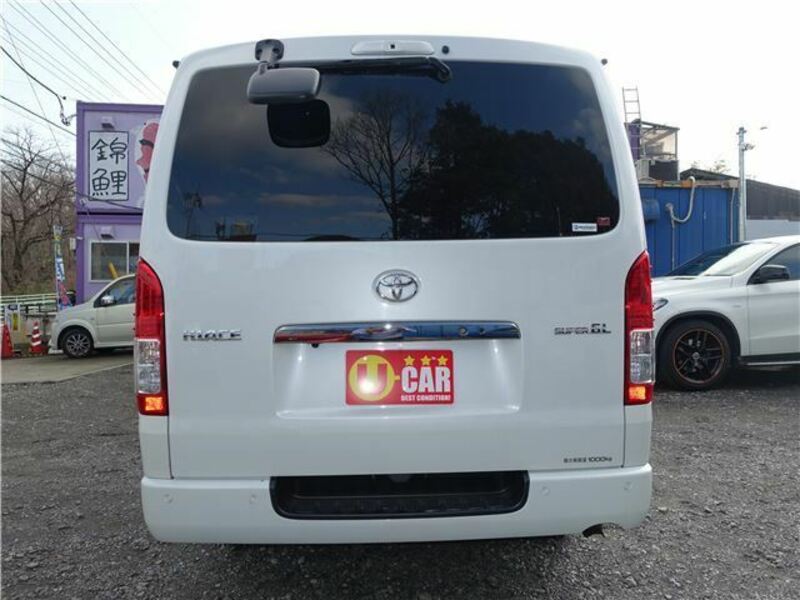 HIACE VAN