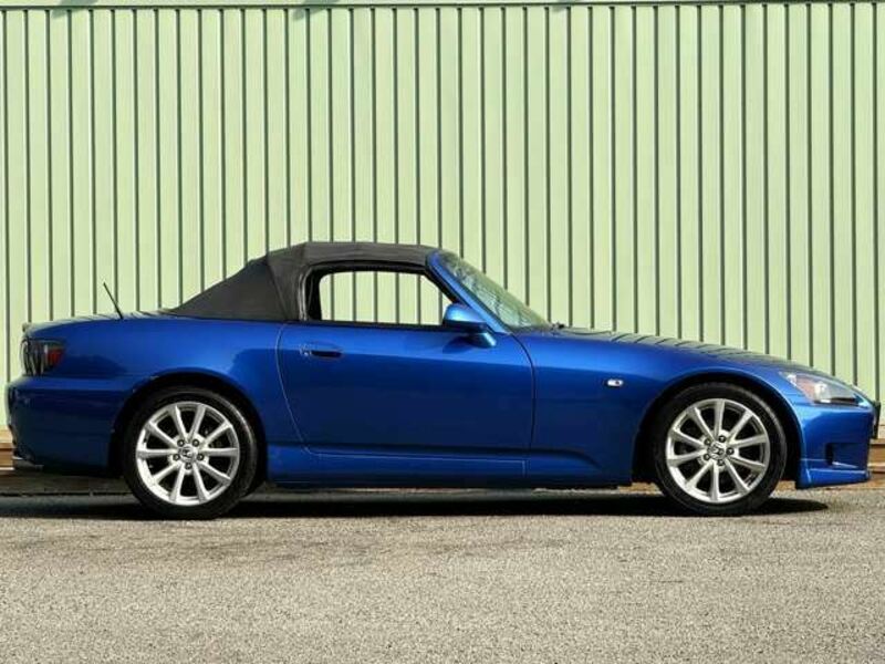 S2000