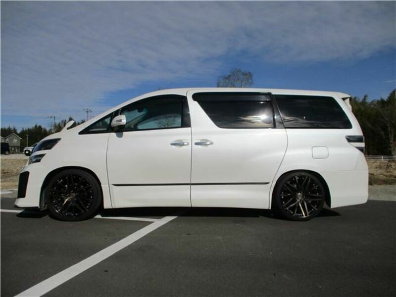 VELLFIRE