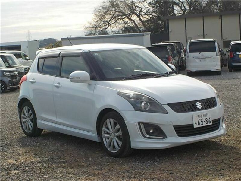 SUZUKI SWIFT