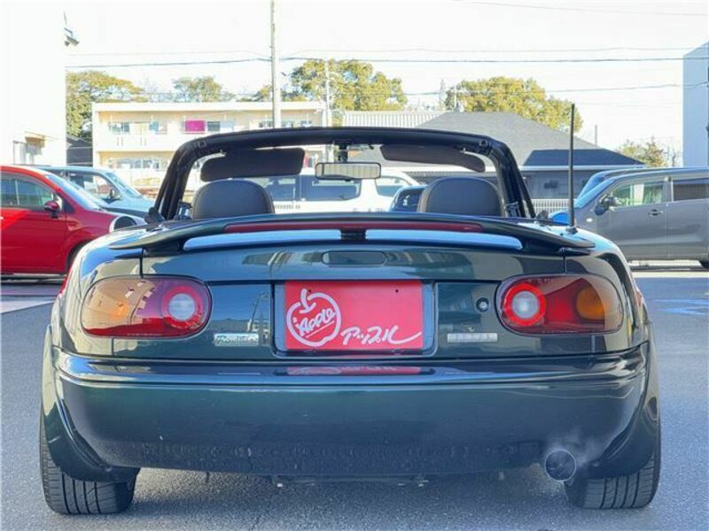 EUNOS ROADSTER