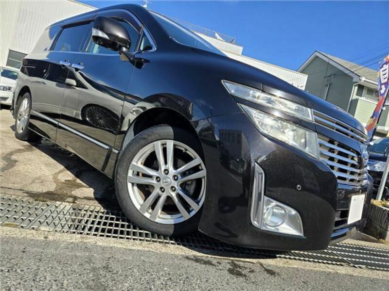 NISSAN ELGRAND