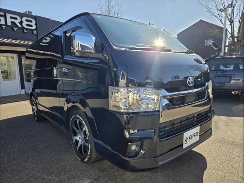 HIACE VAN