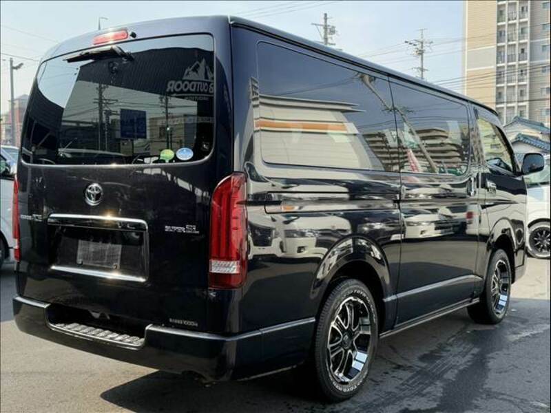 HIACE VAN