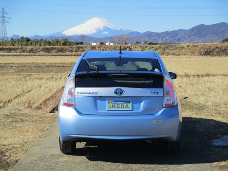 PRIUS PHV