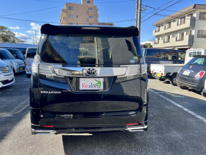 VELLFIRE