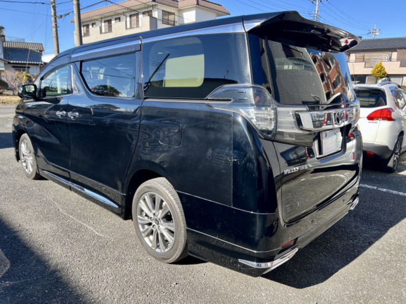 VELLFIRE