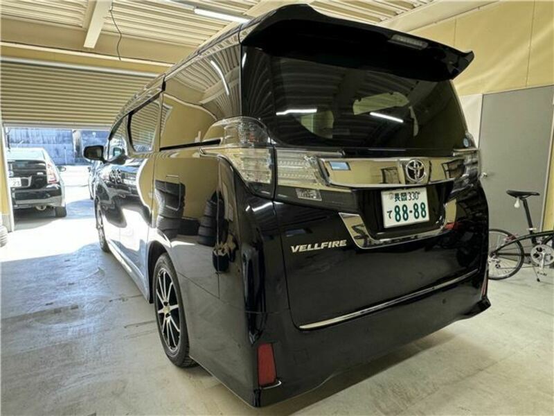 VELLFIRE