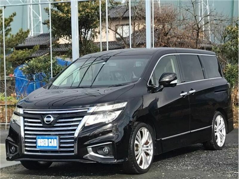 NISSAN ELGRAND