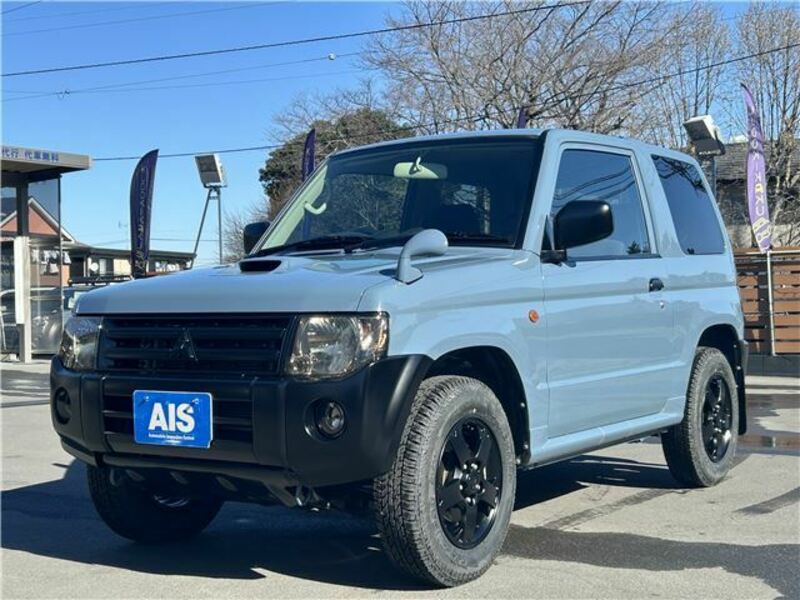 MITSUBISHI PAJERO MINI