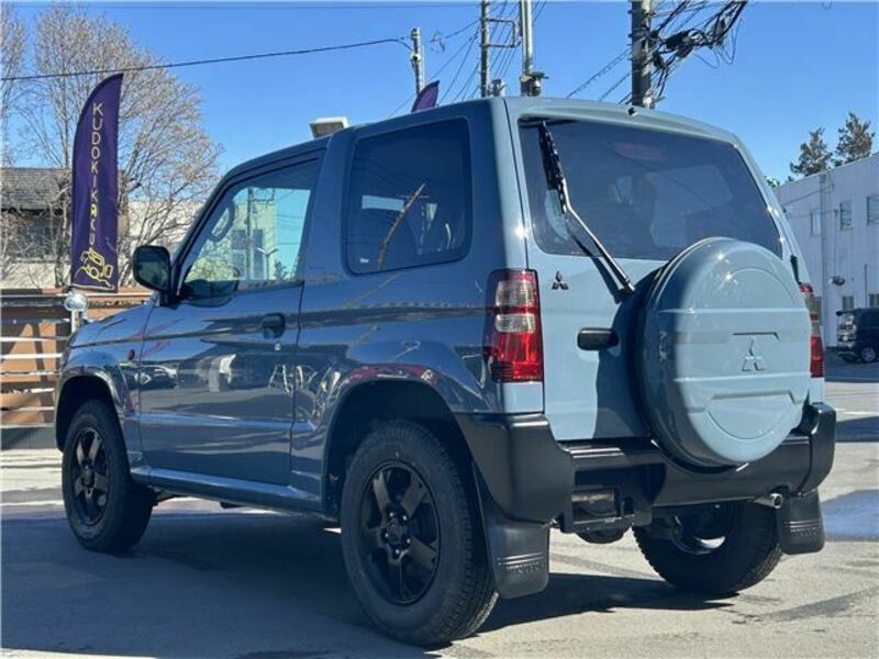 PAJERO MINI