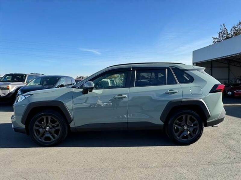 RAV4