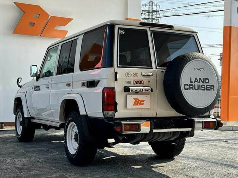 LAND CRUISER